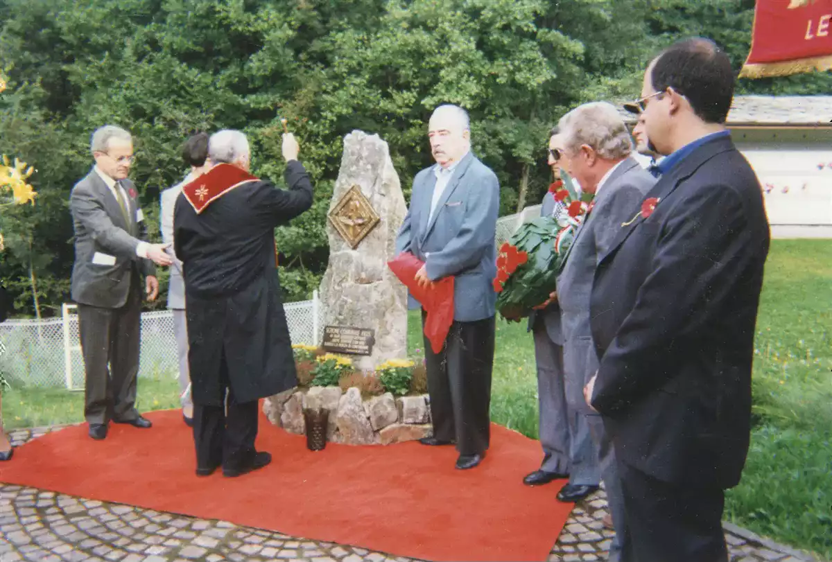 1996 Benedizione del Cippo al cimitero