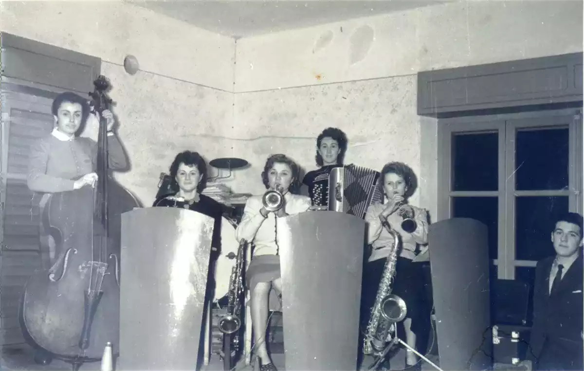 Quintetto musicale al femminile al Cral